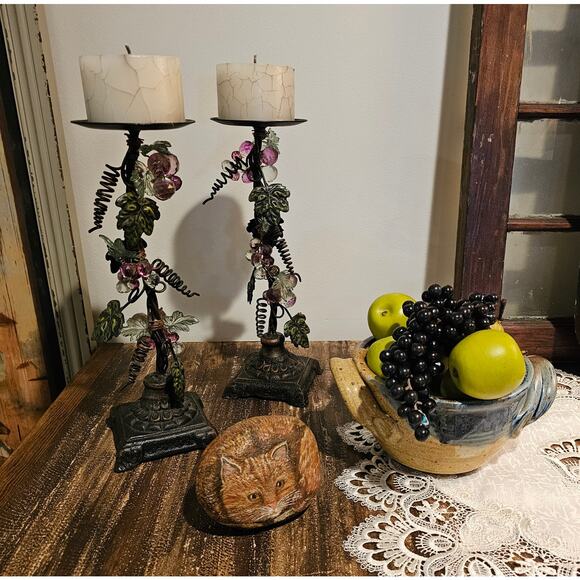 Set of 2 Iron/Metal Grapevine Pillar Candle Holders with Acrylic Lucite Grapes - Picture 6 of 10